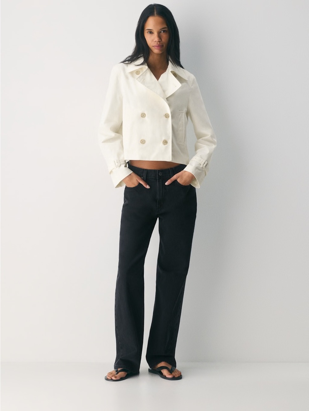 NWT - Aritzia Esquire Short Trench Coat - City Twill - Light Birch - Size Medium